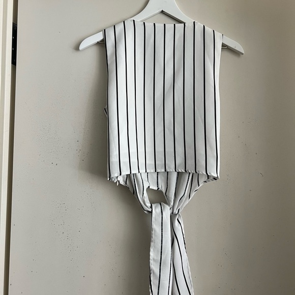 Lucy Paris Cropped Tie Top - Picture 2 of 4